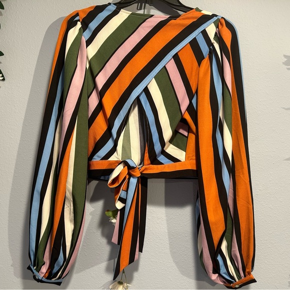 blouse - Picture 4 of 5